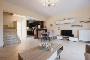 Pericles' Home with panoramic Views, near the Sea!